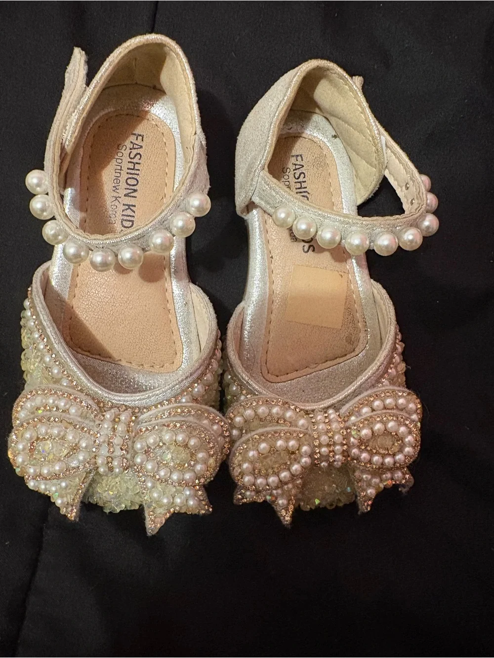 N/A delicate pearl